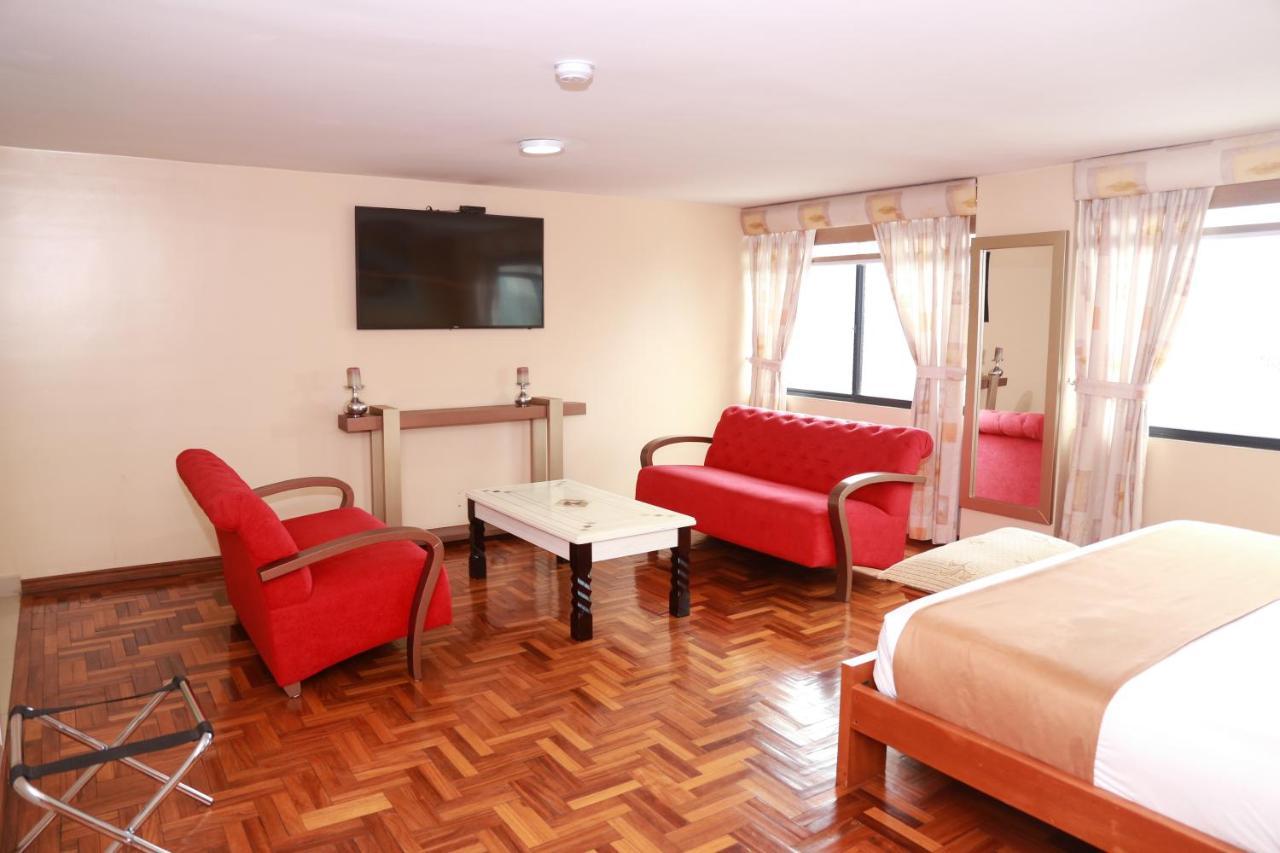 Hotel Carolina Montecarlo Quito Exterior photo