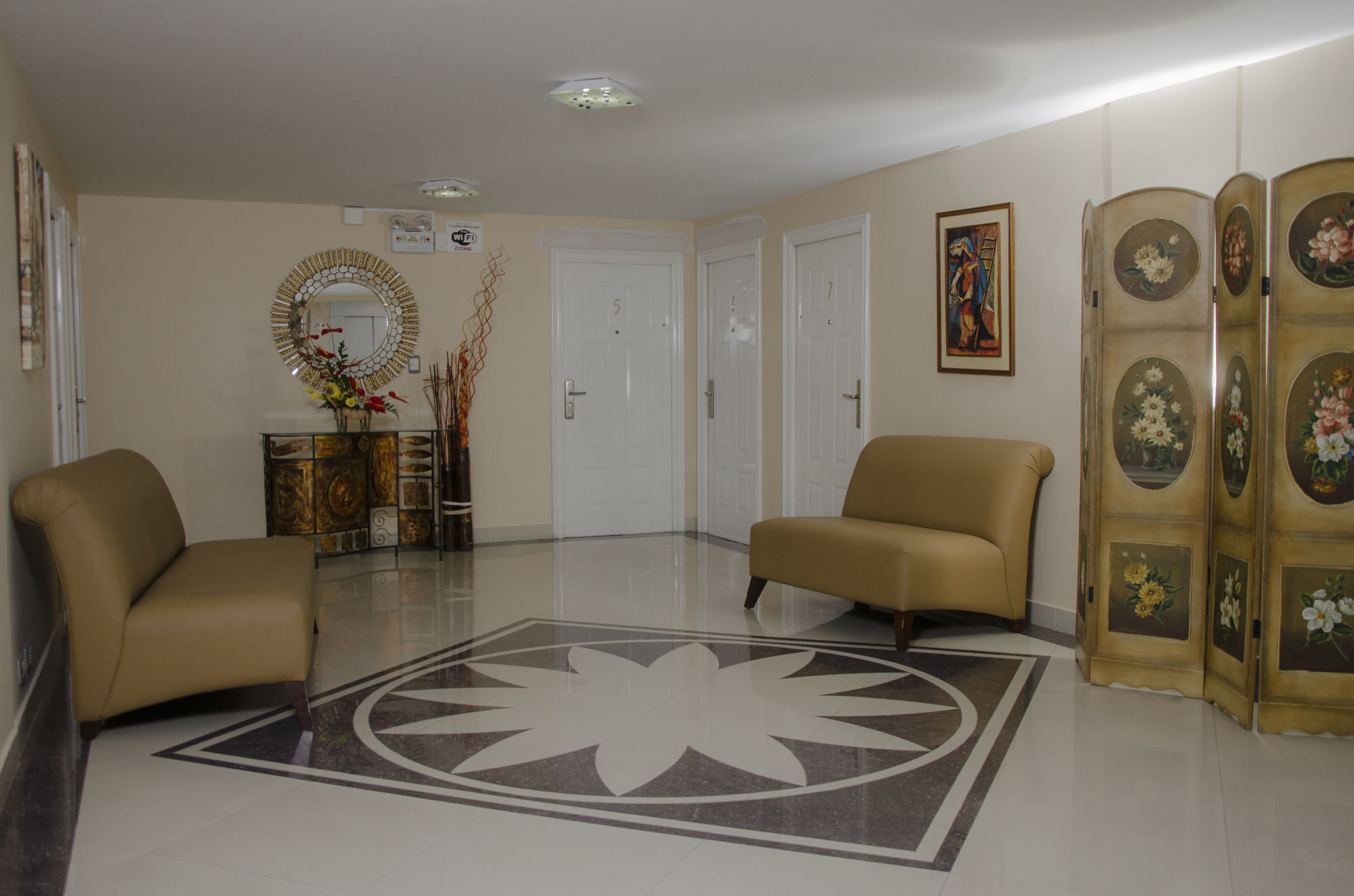 Hotel Carolina Montecarlo Quito Exterior photo